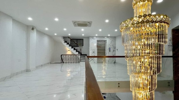 Bán nhà 7 tầng kinh doanh cực đỉnh đường Minh Khai, Hai Bà Trưng